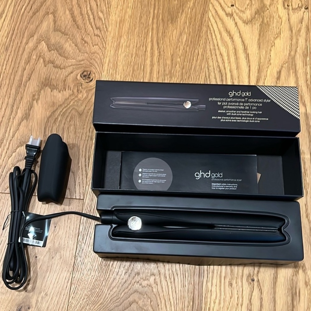 Brand New GHD gold professional performance 1” flat iron advance styler
